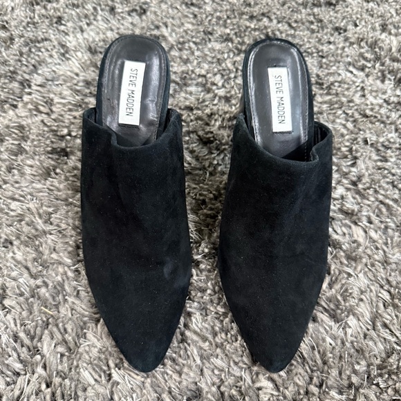 Steve Madden Nevada Suede Mules in Black, Size 8.5 - Picture 2 of 7